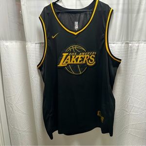 LA Laker's Jersey Labron James #23 4xl